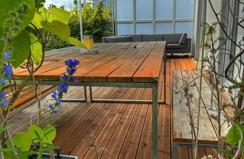 Zirndorf Apartment | Ferienwohnung "unterschlupf" mit Großer Terrasse und Garten