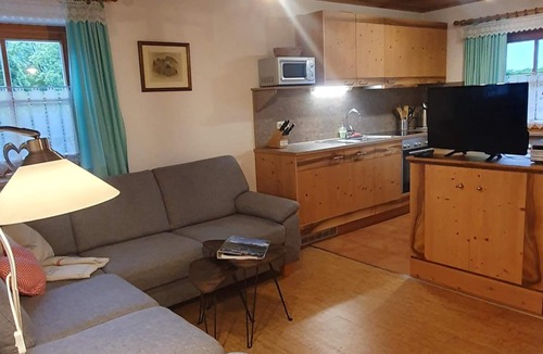 Bischofswiesen Apartment | Ferienwohnung "Watzmannkind 4" für 1-4 Personen, ca. 80 m², 2 Schlafzimmer, Wohnküche, 2 Bäder, 2 Balkone