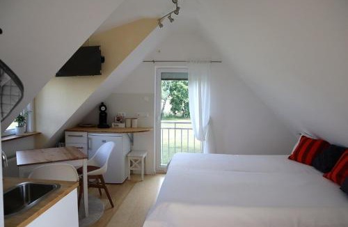 Hartershofen Apartment | Ferienwohnung Weitblick Himmel