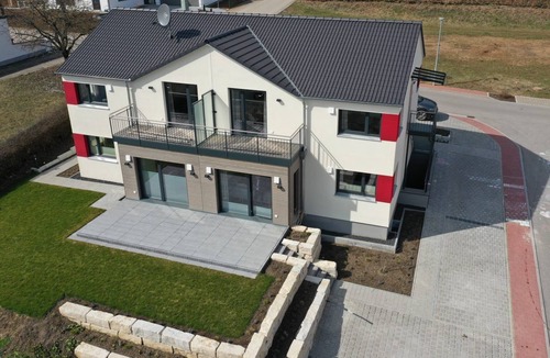 Beilngries House | Ferienwohnung Wiesenblume UR