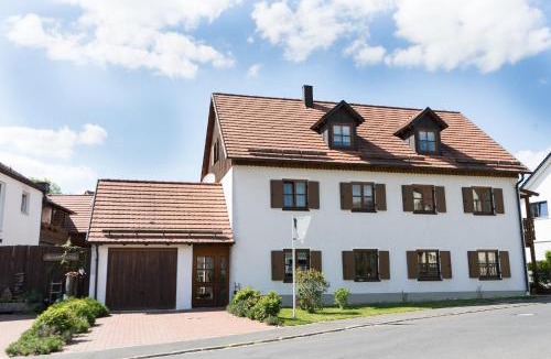 Neualbenreuth Apartment | Ferienwohnungen Köhler