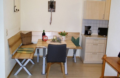 Bad Birnbach Apartment | FeWo (45m2) mit Balkon und WLAN - Garten mit Grillplatz!