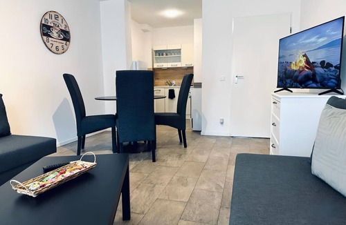 Bad Bentheim Apartment | FeWo Am Hang – mit Balkon im Grünen