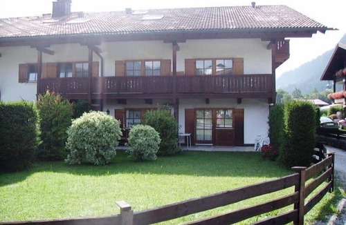 Reit im Winkl Apartment | FEWO am Hauchen, 85 qm mit Tiefgarage und Terrasse