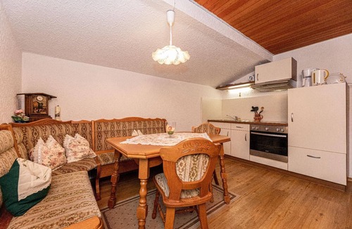 Bad Koetzting Apartment | FeWo Dachstüberl | Ferienwohnung im Dachgeschoss für 2 Personen