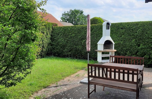 Molschow Apartment | Fewo EG - Ferienhaus Wilhelmine Ferienwohnungen mit Garten & Grill