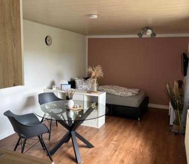 Ansbach Apartment | Fewo Haus Hutzelbuck in idyllisch-grüner Lage nähe AN