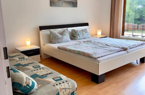 Staffelstein Apartment | FeWo Herold I Terrasse Garten I 6 Personen