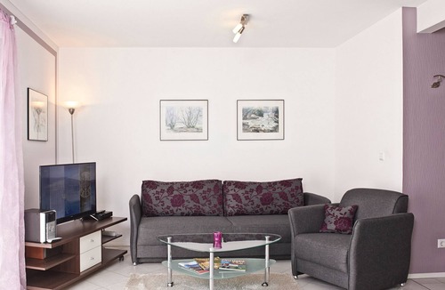 Bad Endorf Apartment | FeWo Langbürgnersee, 60 qm Erdgeschoss, 1 separates Schlafzimmer