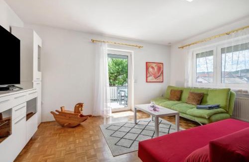 Frauenau Apartment | Fewo Lusen bis 6 Personen Bergblick