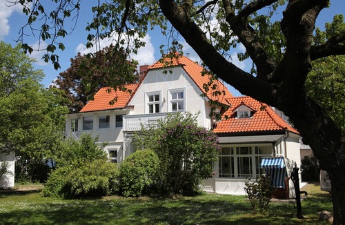 Ostseebad Baabe Villa | Fewo Michelangelo - Strandvilla Rheingold