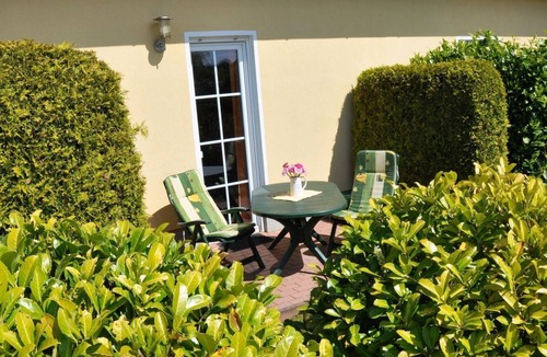 Mariendorf Apartment | Fewo Seelenfrieden 1 - Garden is included, dog - Sunny vacation apartment with