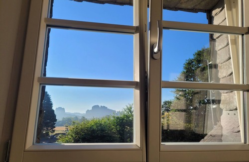 Ostrau Apartment | Fewo Seilschaft im Hillehof Ostrau Traumhafte Aussicht und Großer Garten