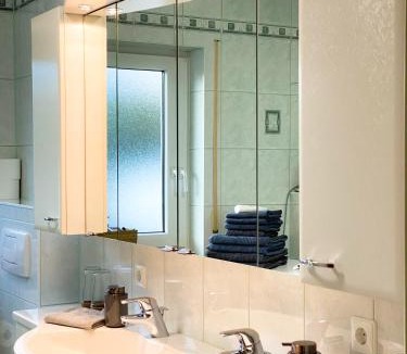 Eckental Apartment | FeWo-Weitsicht 140qm, exklusiv, volle Privatsphäre