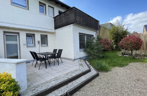 Hamm-Heessen Apartment | Fewo70qm mit Terrasse und Parkplatz