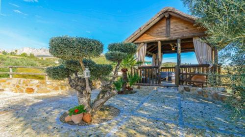 Antequera Villa | Finca del Rio Antequera - La Higuera by Ruralidays