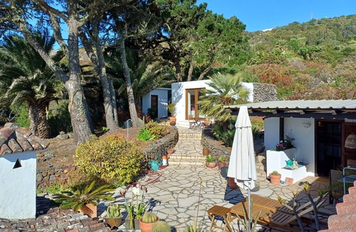 Villa de Mazo House | Finca La Guapa: Peace, Space, and the Canarian Spirit on La Palma