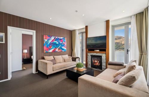 Kelvin Heights Apartment | Five Star Luxury Kawarau Penthouse