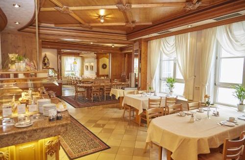 Markelsheim Hotel | Flair Hotel Weinstube Lochner