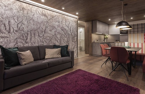 Mathon House | Fliana Residenz