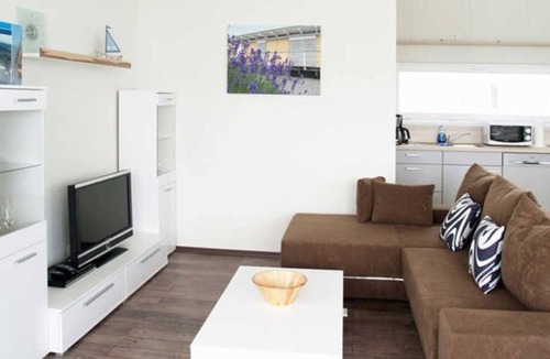 Kroeslin Boat Rental | Floating House 2 Wotig with fireplace - 01. Floating Houses (95 m²) with fireplace