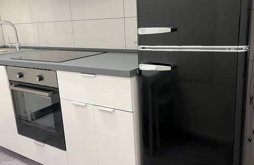 Frillendorf Apartment | Freshly renovated City Apartments Essen KITCHEN WIFI near Düsseldorf Airport