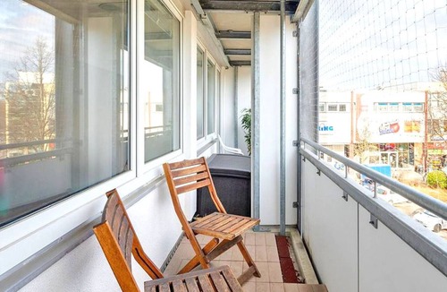 Forstenried Apartment | Friendly, quiet apartment close to subway station (50 m), WLAN