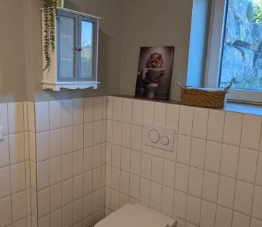 Sundern-Allendorf Apartment | Fuchsbau nähe Sorpesee, ebenerdig mit Kamin und Garten