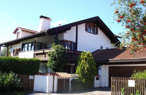 Ebersberg District Apartment | Fully furnished bright 3 room basement apartment on the outskirts of Munich East