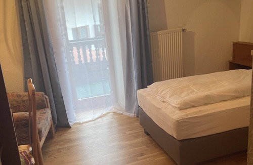 Buechlberg Apartment | Furnished apartment for 1 person