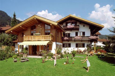 Reit im Winkl House | Gästehaus Annemarie