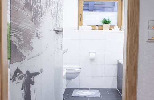 Hirschegg Apartment | Gästehaus Brenner - apartment / apartment, toilet and bath / shower separated