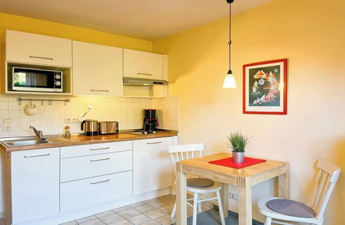 Boltenhagen Apartment | Gästehaus Karstadt Apartment 01 - Rosengarten - Ostseebad Boltenhagen