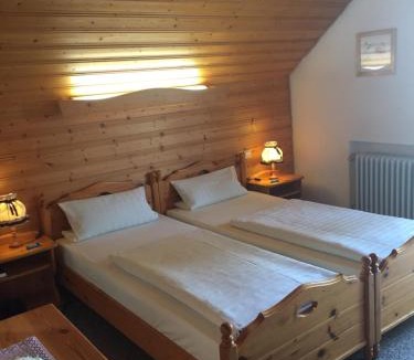 Schrobenhausen Hotel | Gästehaus Eder