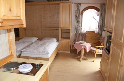 Ettenhausen Apartment | Gästehaus Hächer