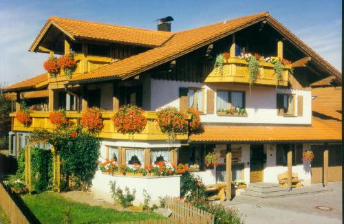 Nesselwang House | Gästehaus Kerpf inclusive KönigsCard
