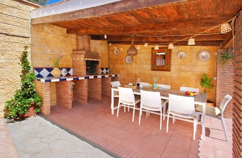 Comares House | Ganzes Haus in Comares mit abschließbarem Parkplatz by Interhome