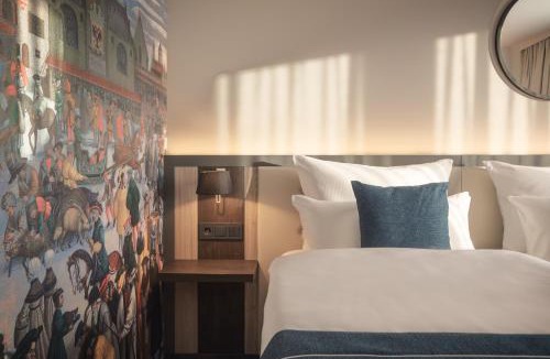 Neusaess Hotel | Garner Hotel Augsburg Nord by IHG