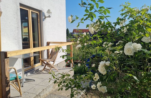 Rosenheim Apartment | Garten Ost, 23qm mit Terrasse, bis Max. 2 Personen