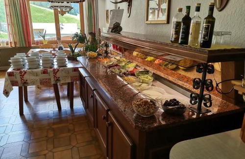 Gramais Hotel | Gasthaus Alpenrose