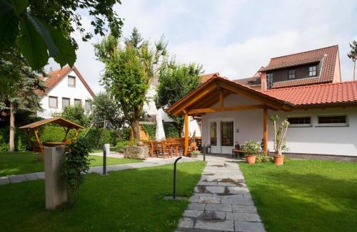 Ullstadt Hotel | Gasthaus zur Wolfsschlucht