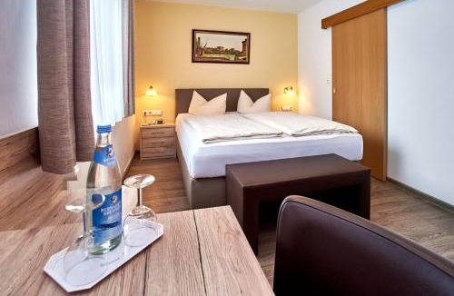Neustadt an der Donau Hotel | Gasthof Gigl