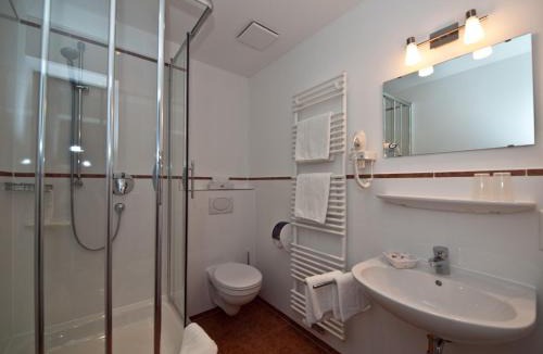 Isen Hotel | Gasthof Klement