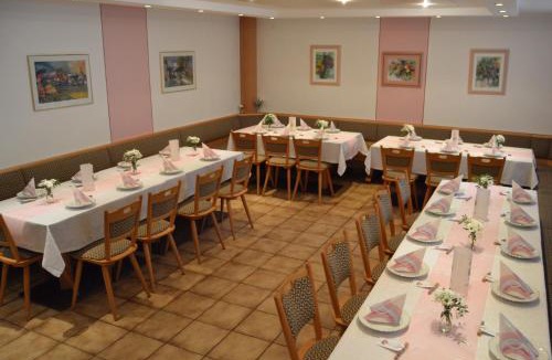 Obertrubach Hotel | Gasthof-Pension Fränkische Schweiz Obertrubach