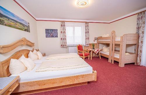 Kipfenberg Hotel | Gasthof Schneiderwirt, Kipfenberg OT Hirnstetten