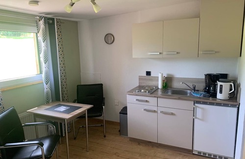 Regen Apartment | Gemütlich eingerichtetes App. mit Brötchenservice und WLAN