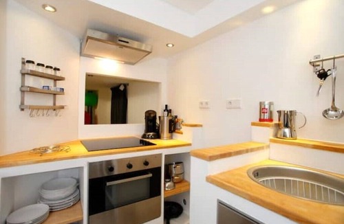 Mitte Apartment | Gemütlich Zentrale Souterraint Wohnung 65qm