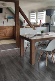 Burgthann Apartment | Gemütliche 5Pers Ferienwohnung "Am Steinbach" Nähe Nürnberg Ruhig und gute Anbindung