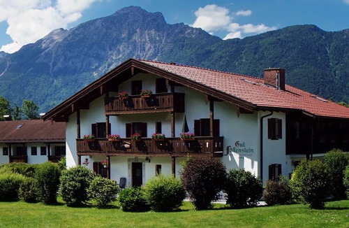 Gmain Apartment | gemütliche Ferienwohnung für 1-4 Personen mit 2 Schlafzimmern (Wohnung 1)