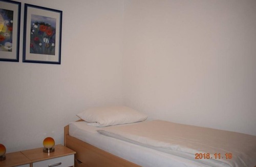 Bergrheinfeld Apartment | Gemütliche Ferienwohung (49qm) mit Balkon und Ausblick über Mainufer